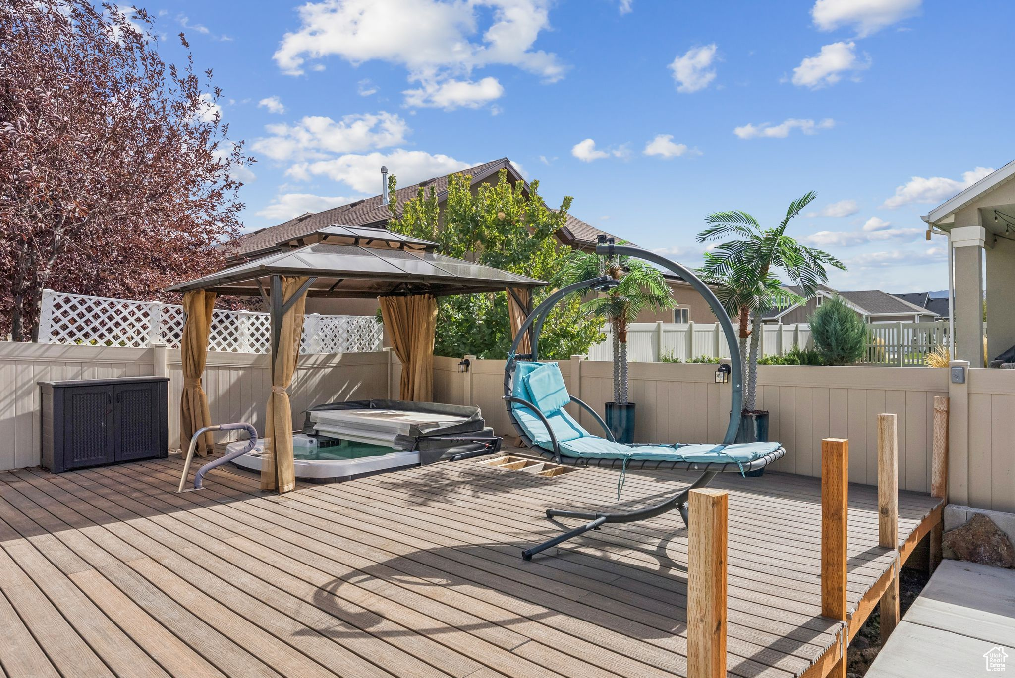 SHADY BROOK LANE PUD - Residential