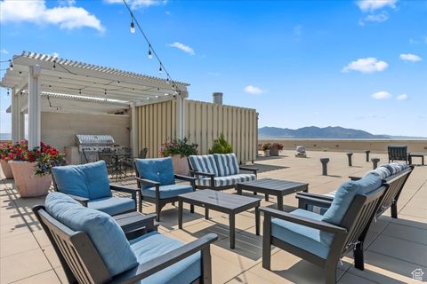 Tiny photo for 44 W 300 S #305S, Salt Lake City, UT 84101 (MLS # 2110995)