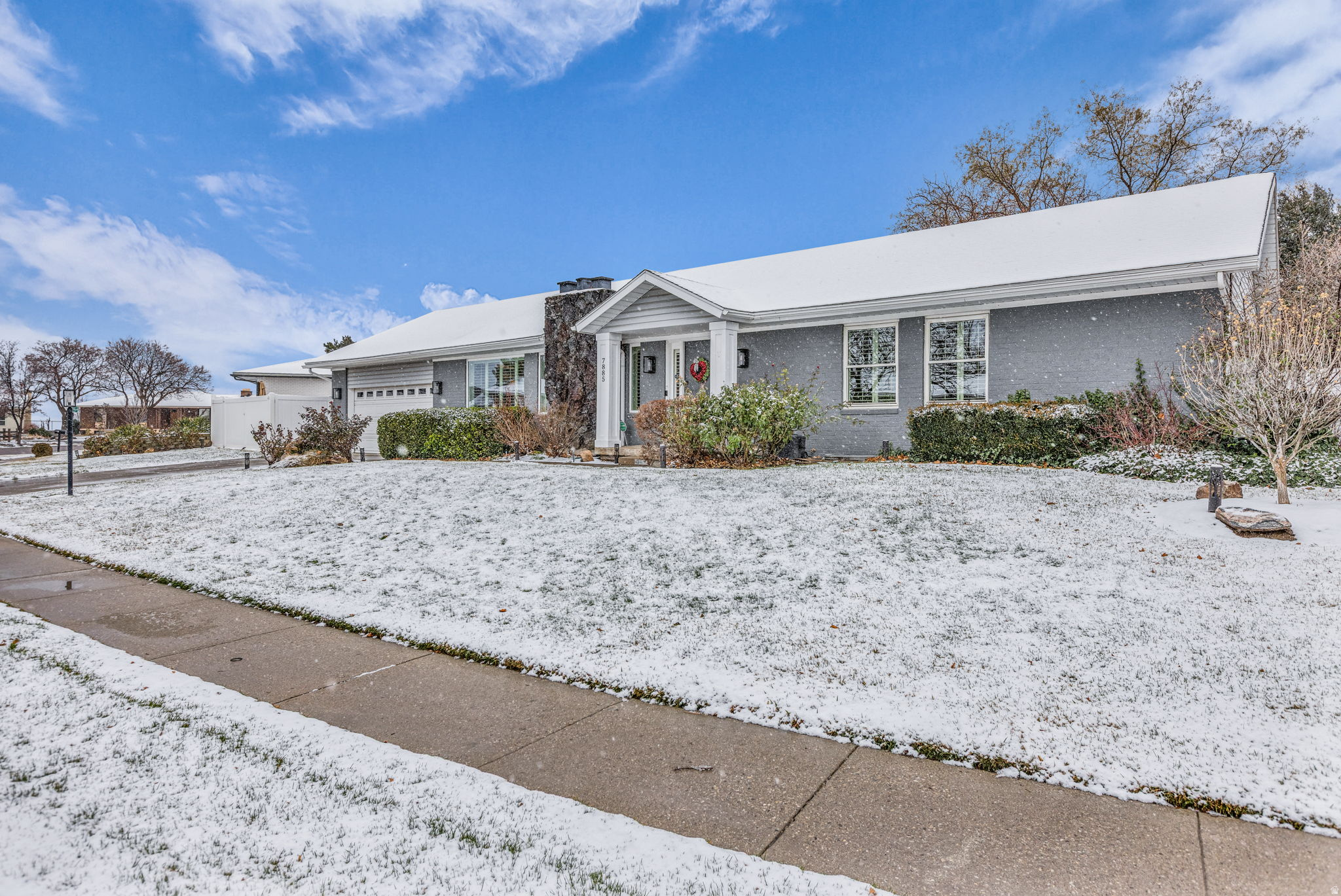 CAPISTRANO VILLA - Residential