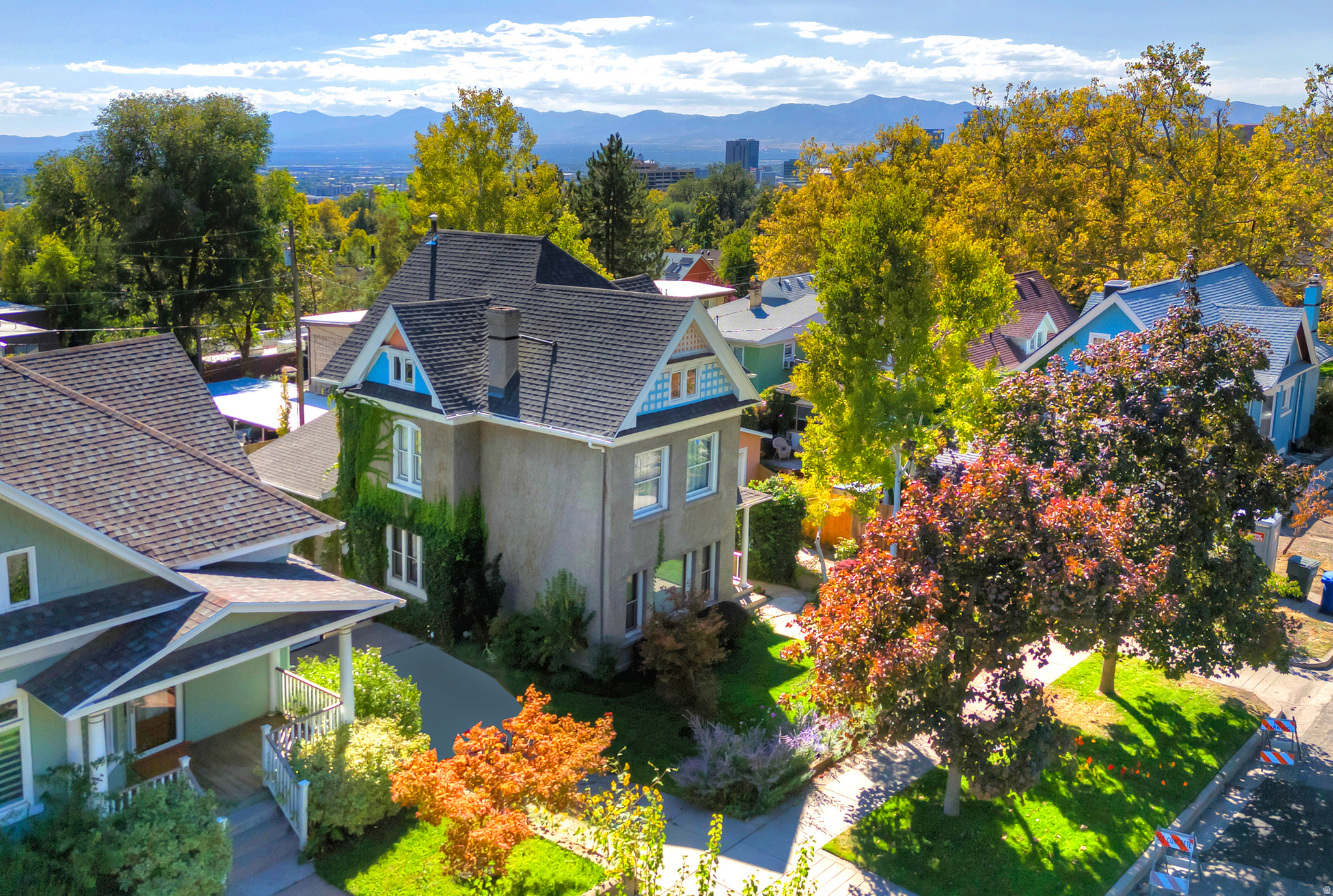 AVENUES - Residential