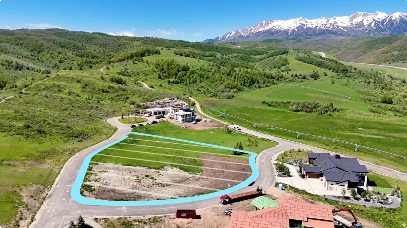 TRAPPERS CROSSING - Land