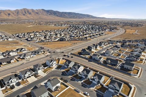 Tiny photo for 732 E STONEBRIAR DR N, Eagle Mountain, UT 84005 (MLS # 2135472)