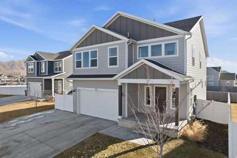 Tiny photo for 732 E STONEBRIAR DR N, Eagle Mountain, UT 84005 (MLS # 2135472)