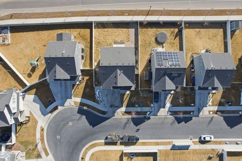 Tiny photo for 732 E STONEBRIAR DR N, Eagle Mountain, UT 84005 (MLS # 2135472)