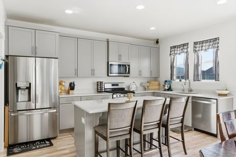 Tiny photo for 732 E STONEBRIAR DR N, Eagle Mountain, UT 84005 (MLS # 2135472)