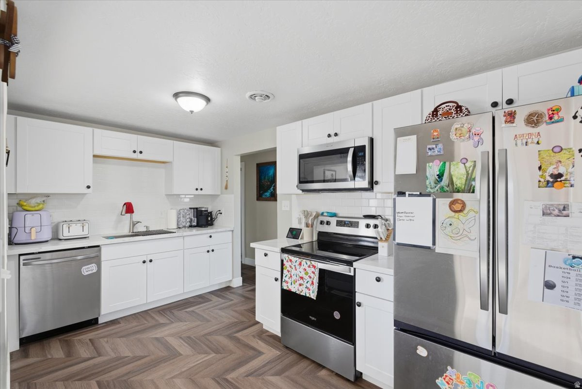 LAKE RIDGE - Residential