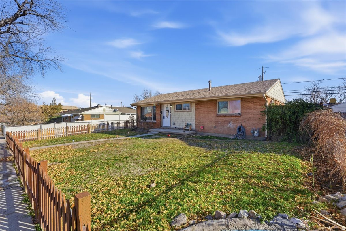 LAKE RIDGE - Residential