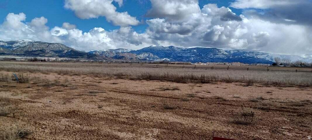 ESTATES AT SUNRISE RANCH - Land