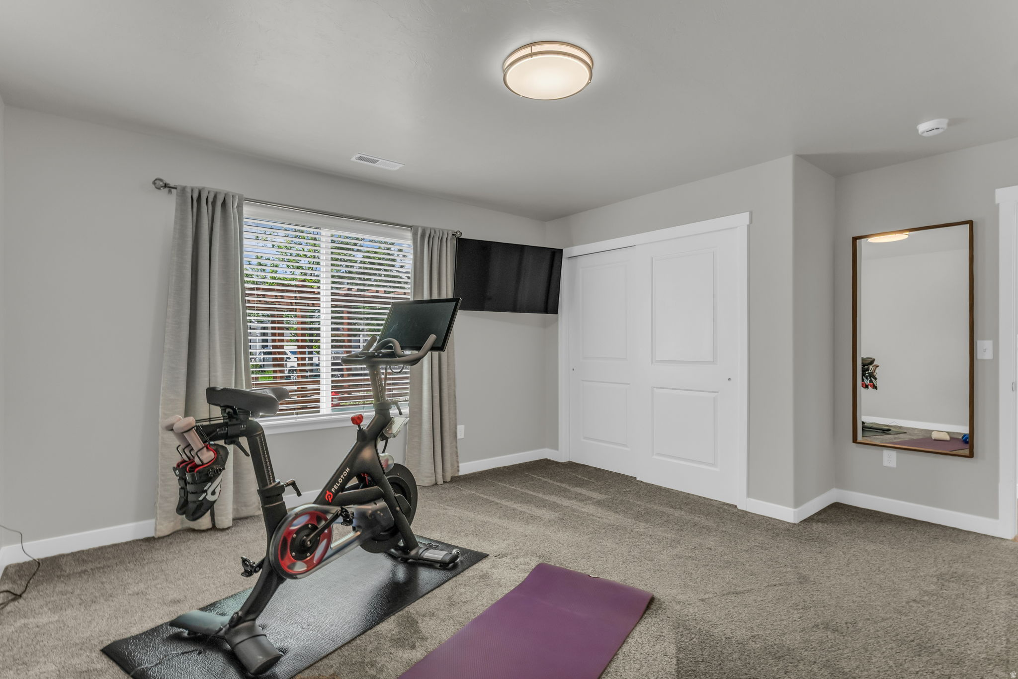 RUSHTON MEADOWS TOWN - Residential