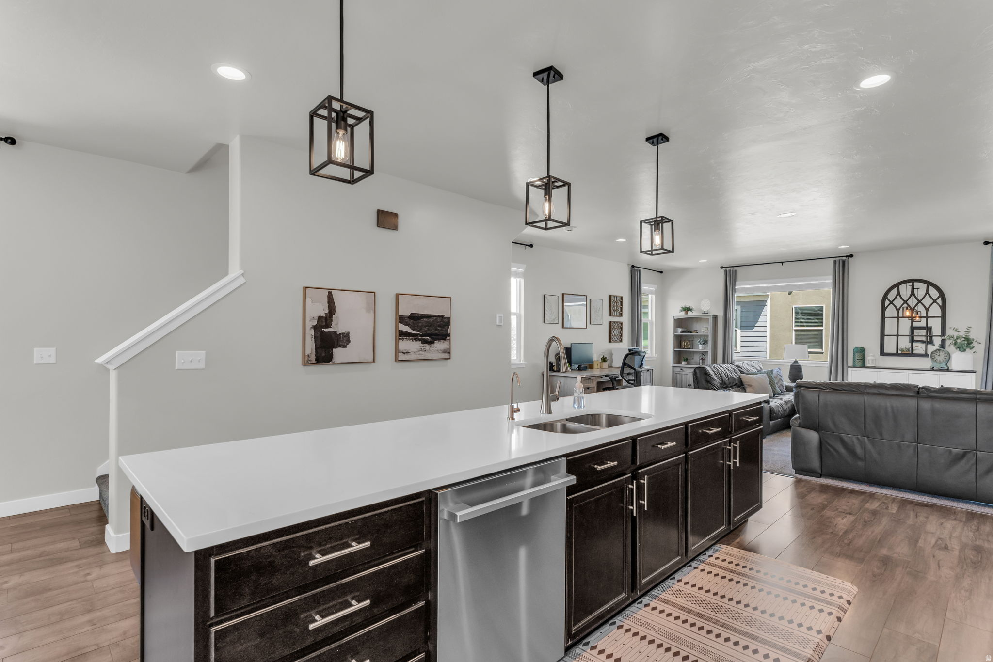 RUSHTON MEADOWS TOWN - Residential