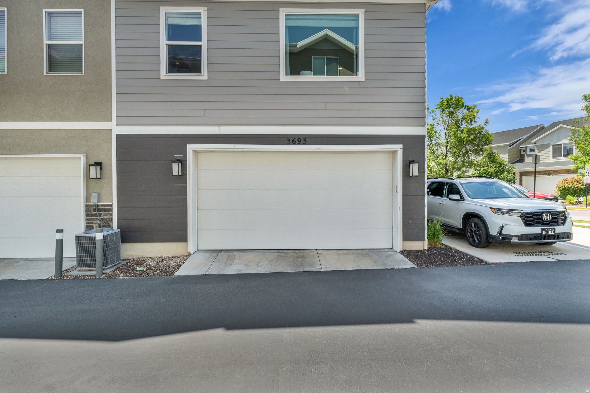 RUSHTON MEADOWS TOWN - Residential