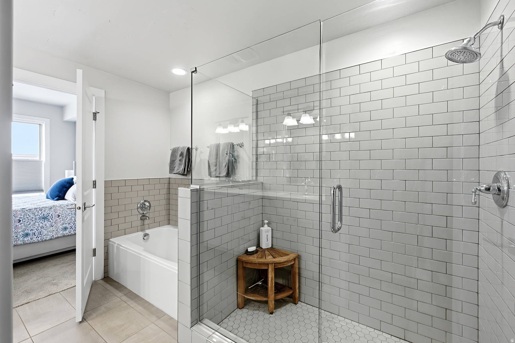 TERRACES AT HOLLADAY - Residential