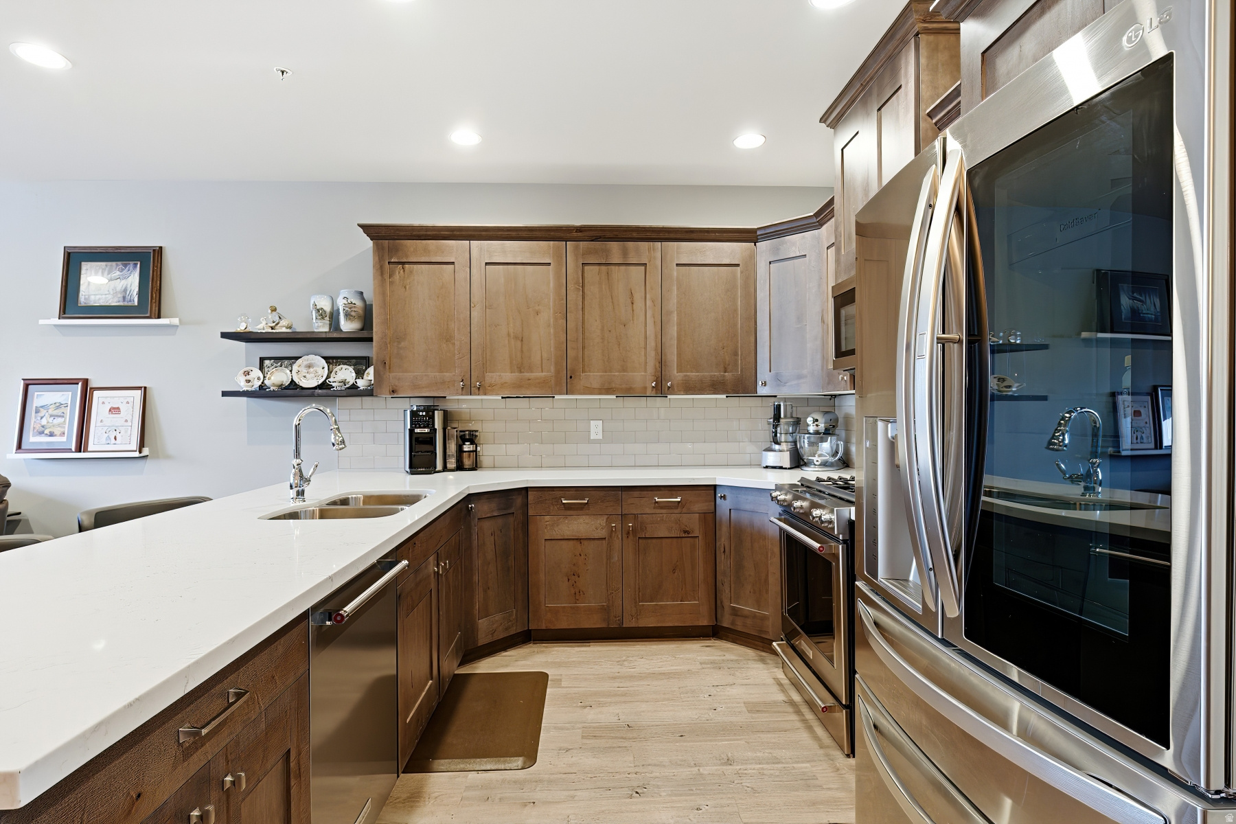 TERRACES AT HOLLADAY - Residential