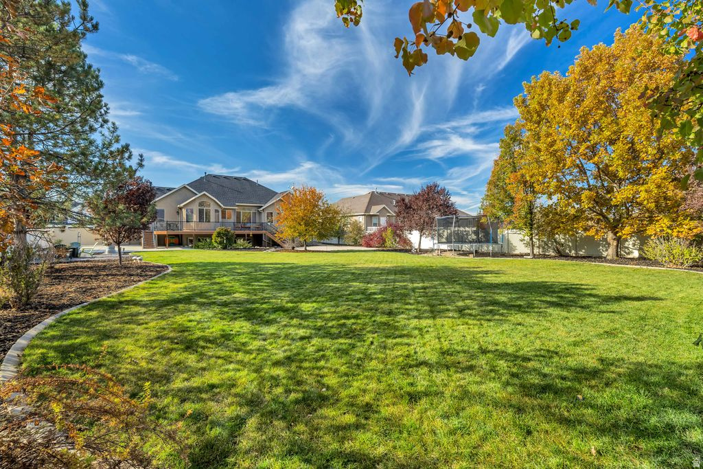 MEADOWS - Residential