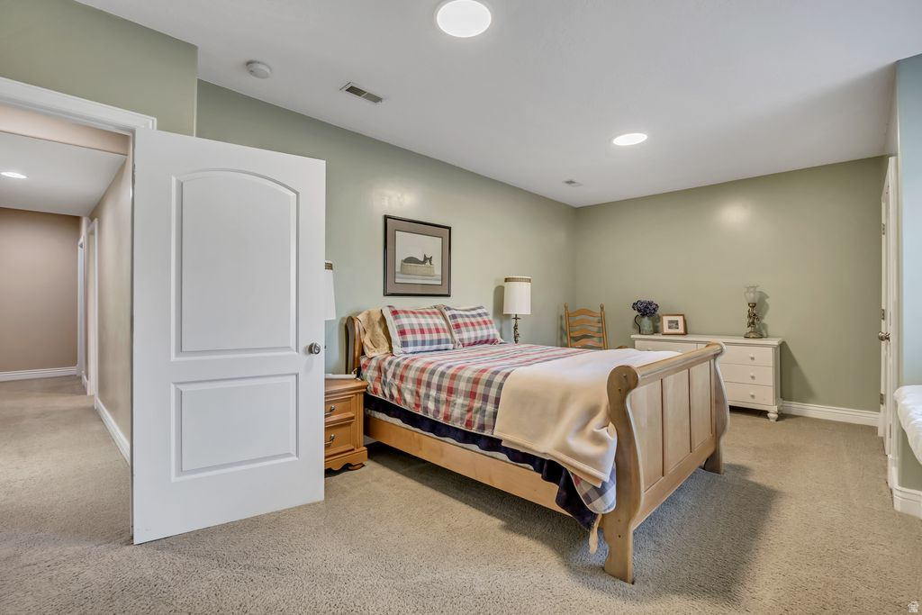 MEADOWS - Residential