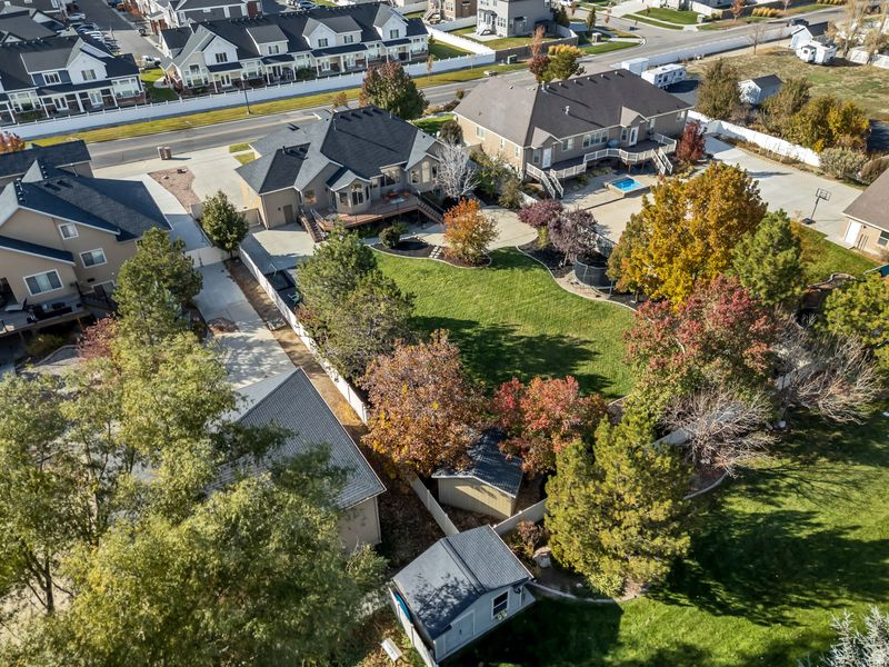 MEADOWS - Residential