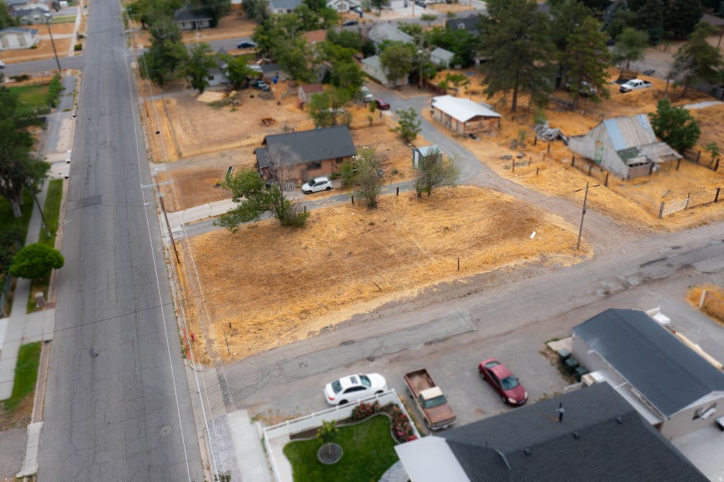 Photo of 150 W 400 N, Tooele, UT 84074 (MLS # 2177598)