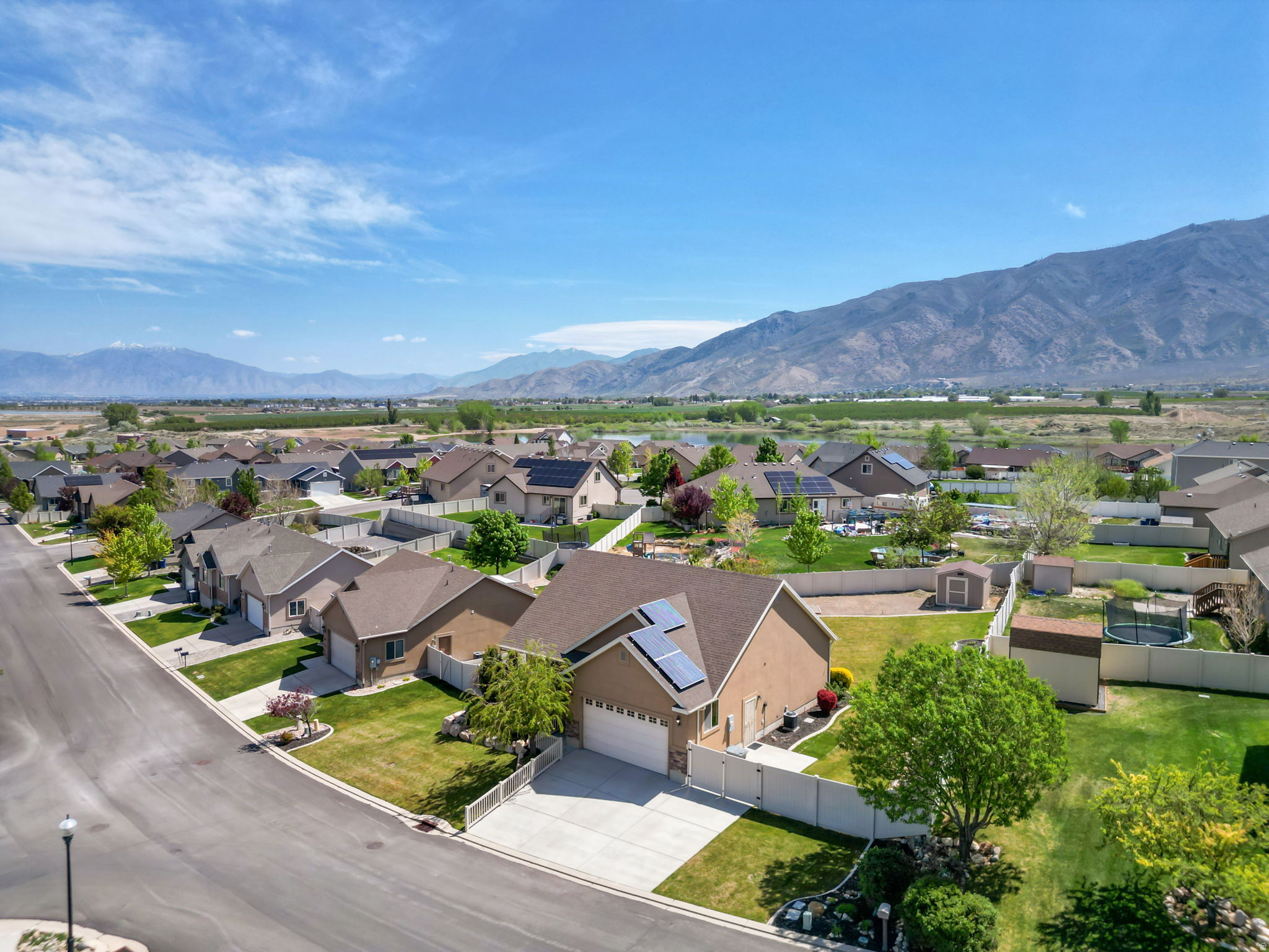 STONE HOLLOW AT SUMMIT RIDGE - Residential