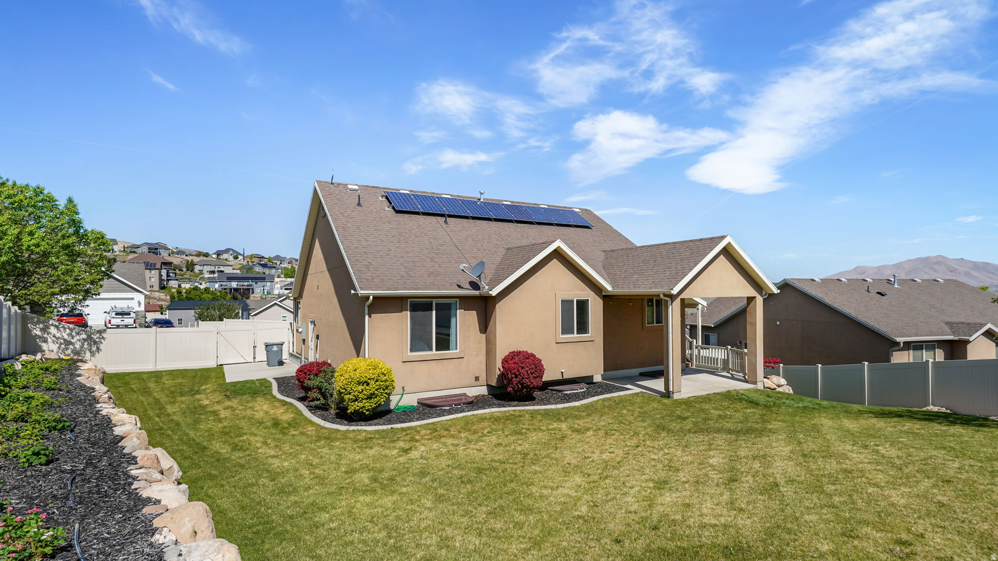 STONE HOLLOW AT SUMMIT RIDGE - Residential