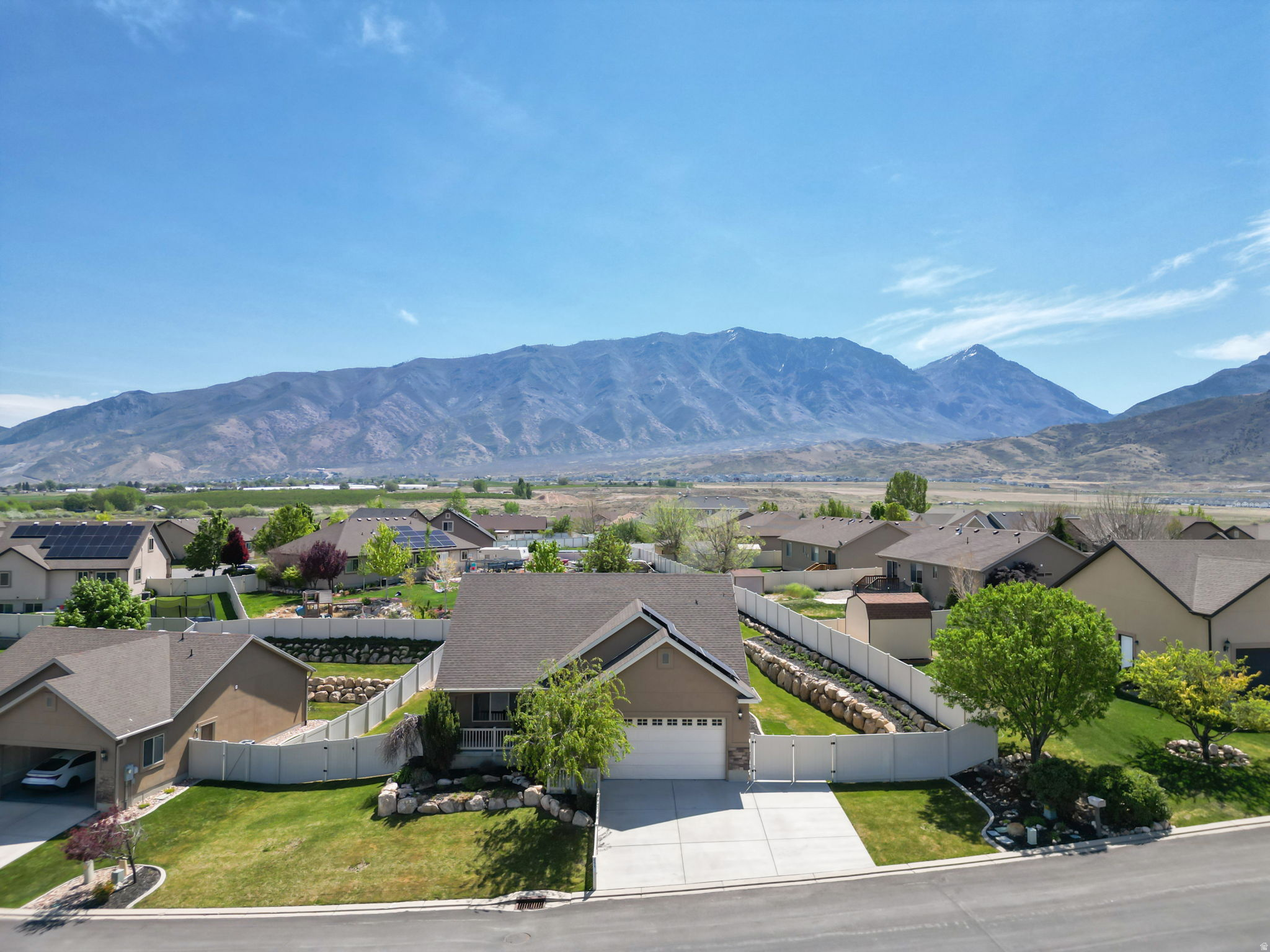 STONE HOLLOW AT SUMMIT RIDGE - Residential