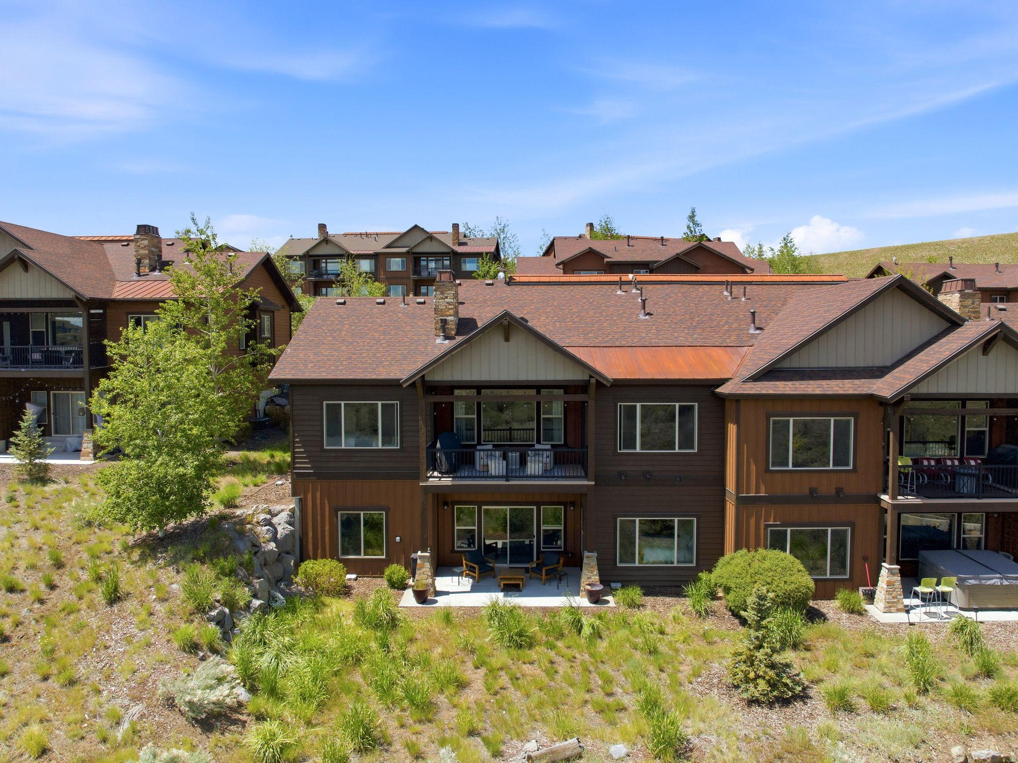 RUSTLER AT HIDEOUT - Residential