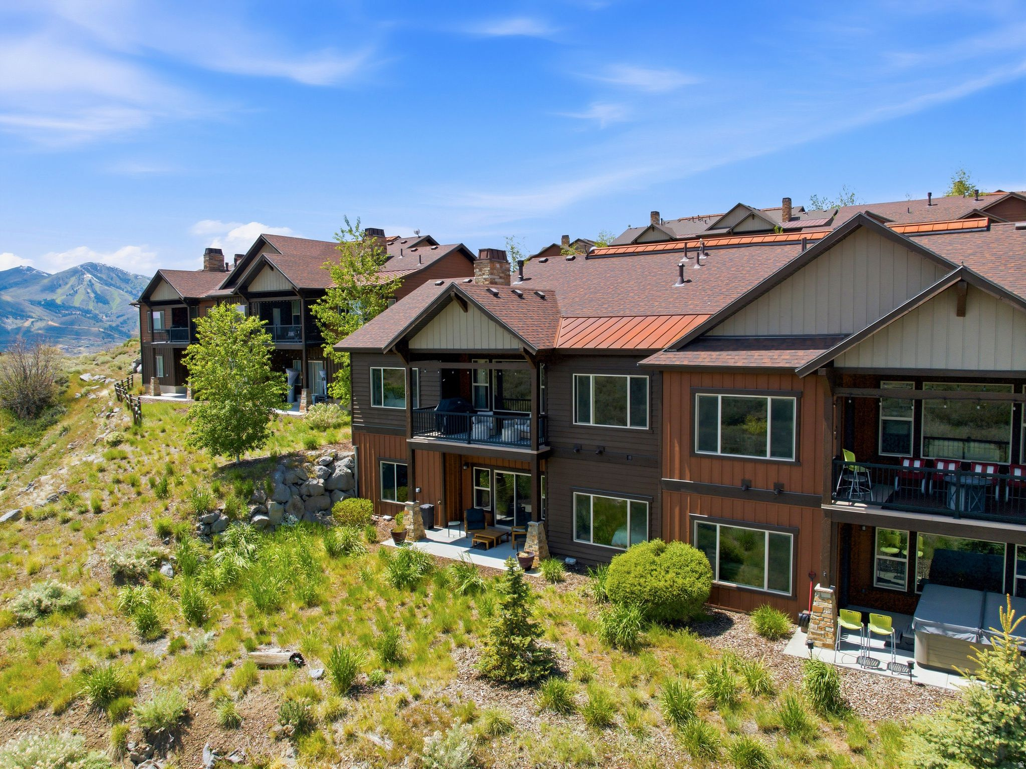 RUSTLER AT HIDEOUT - Residential