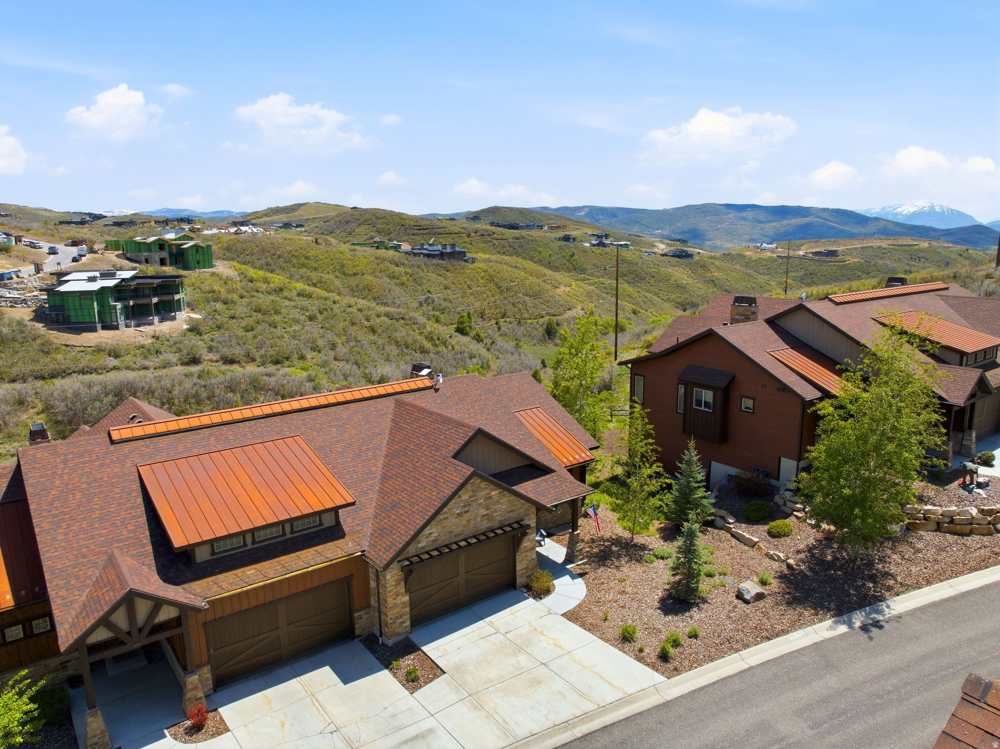 RUSTLER AT HIDEOUT - Residential