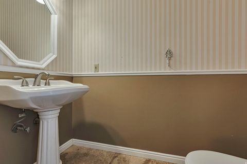 Tiny photo for 2113 W SURREY CIR, Taylorsville, UT 84129 (MLS # 2124483)