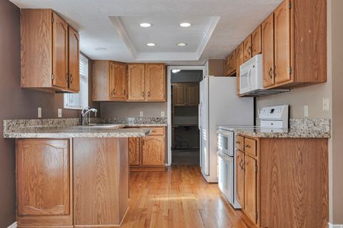 Tiny photo for 2113 W SURREY CIR, Taylorsville, UT 84129 (MLS # 2124483)