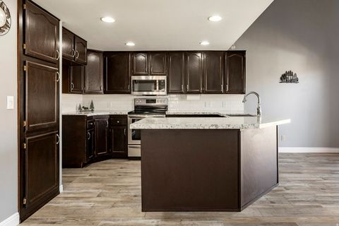 Tiny photo for 918 SCHNEITTER CIR, Midway, UT 84049 (MLS # 2121117)