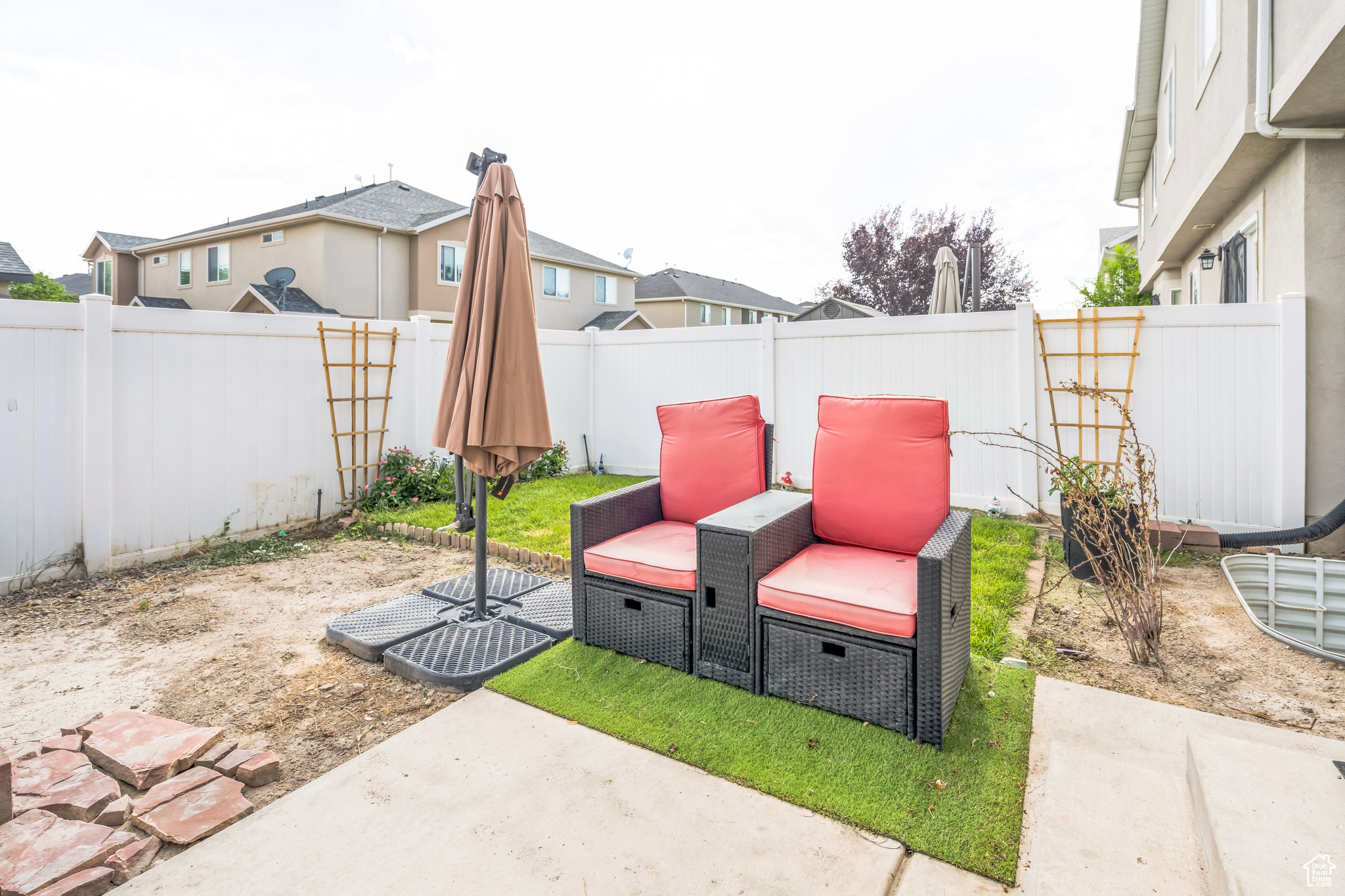 PILGRIMS LANDING - Residential