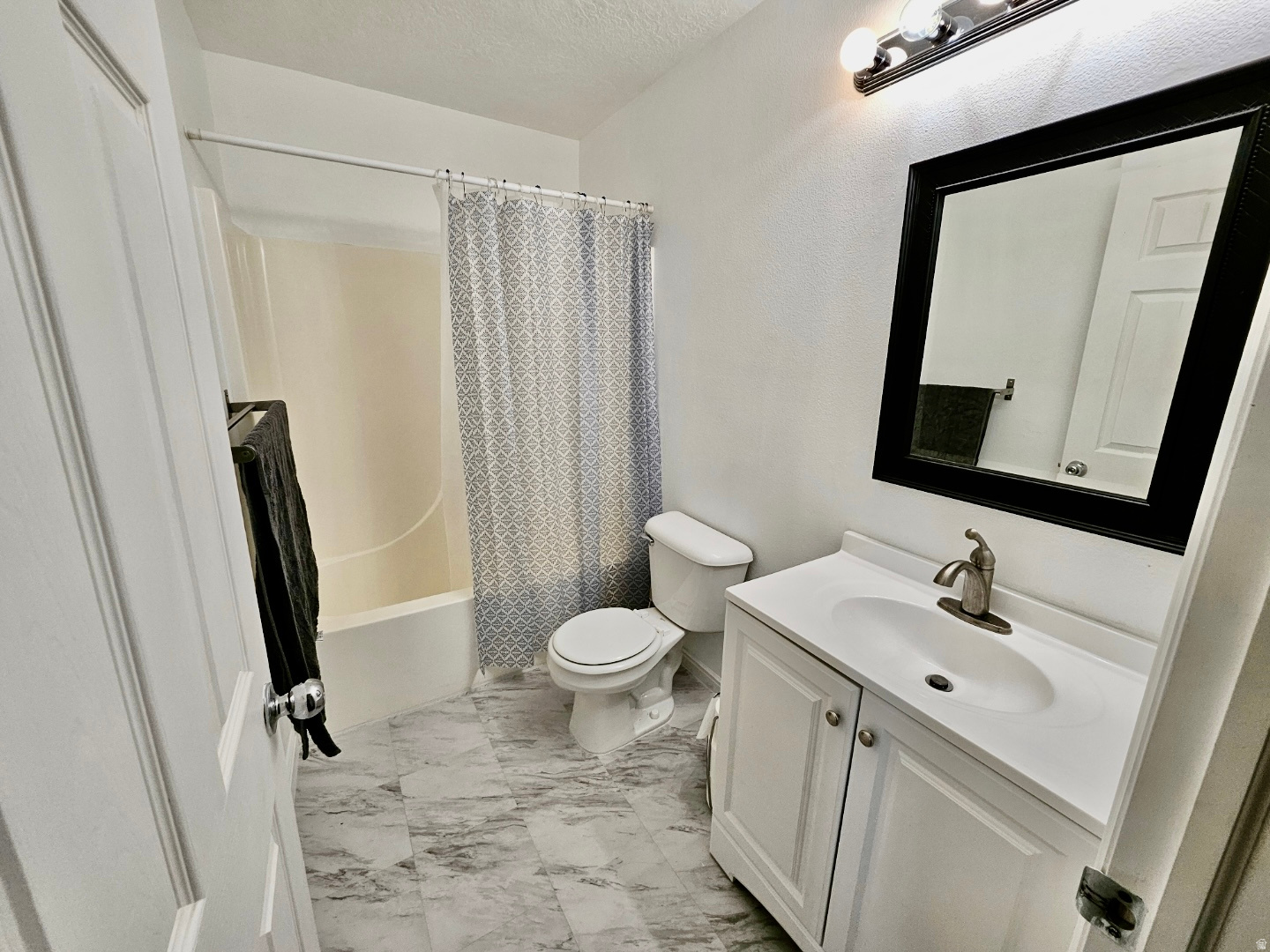 PILGRIMS LANDING - Residential