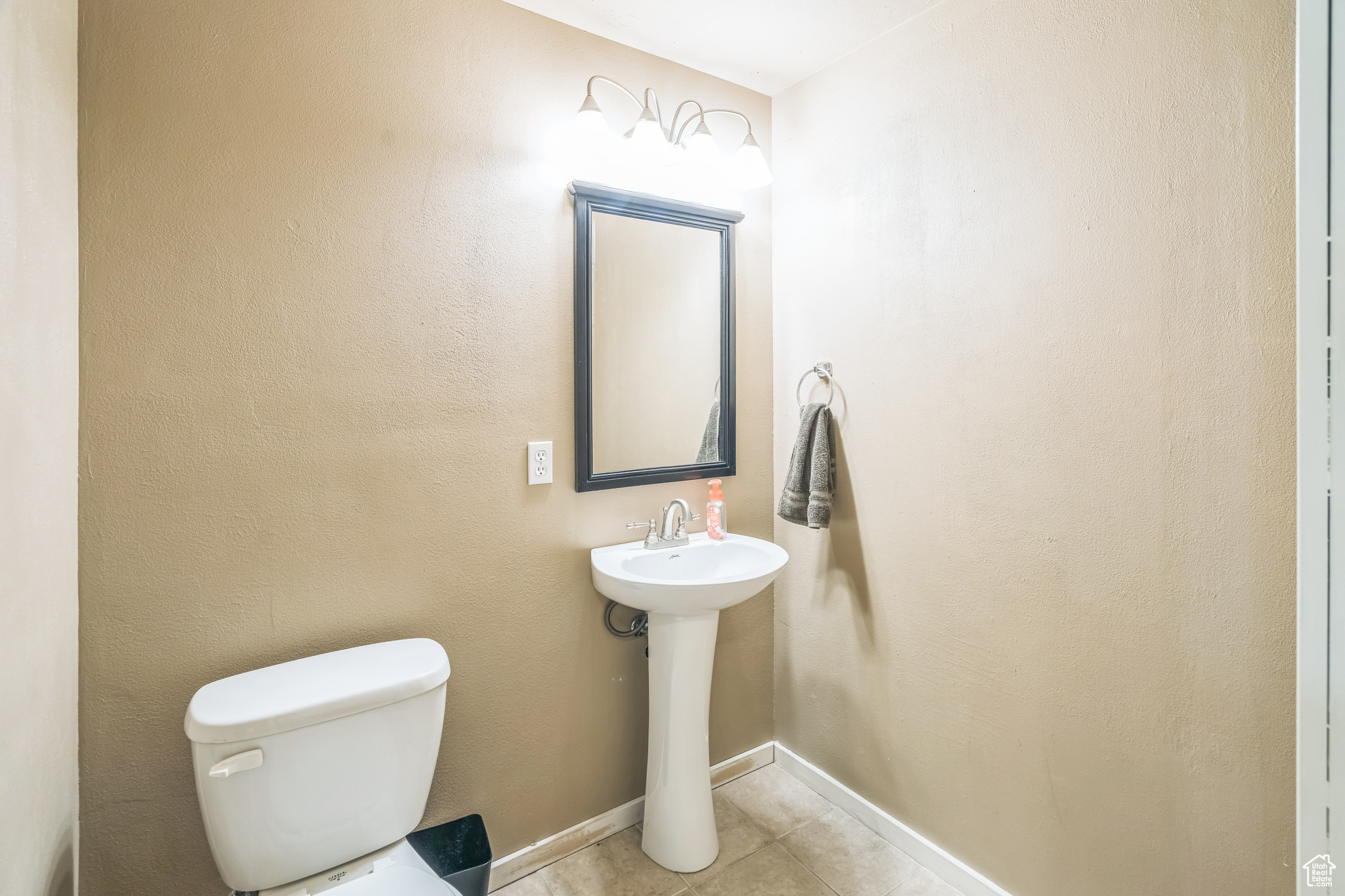 PILGRIMS LANDING - Residential