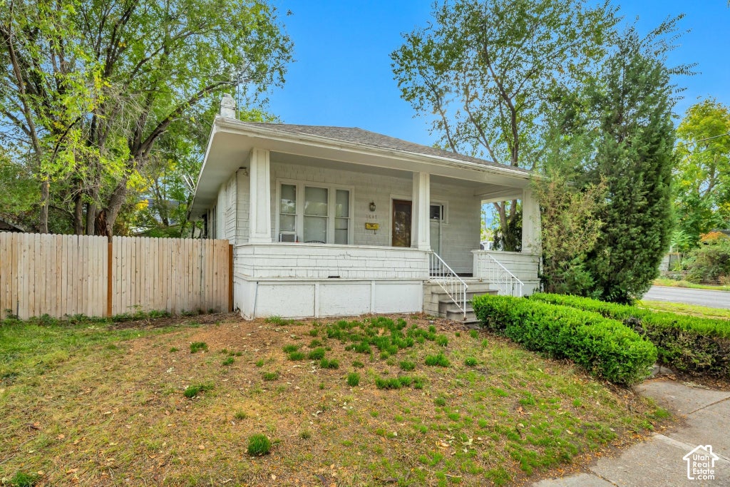 Photo of 1647 S 800 E, Salt Lake City, UT 84105 (MLS # 2192548)