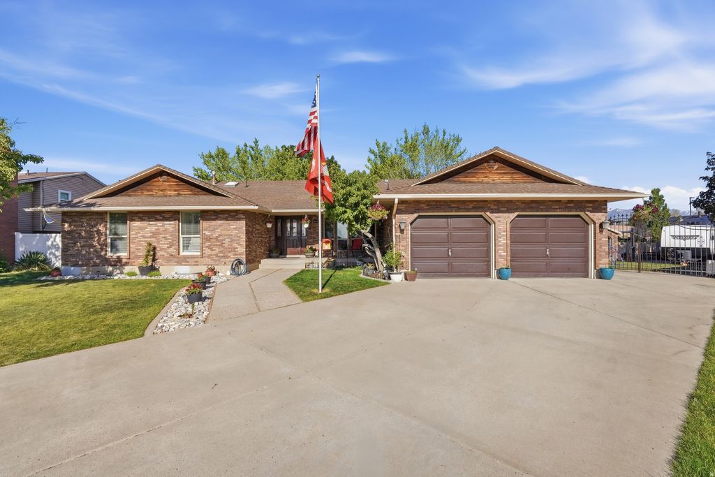 Photo of 2045 W 5025 S, Roy, UT 84067 (MLS # 2157209)