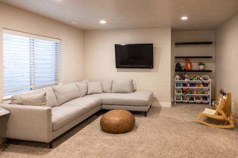 Tiny photo for 906 S CRESCENT WAY, Mapleton, UT 84664 (MLS # 2142656)