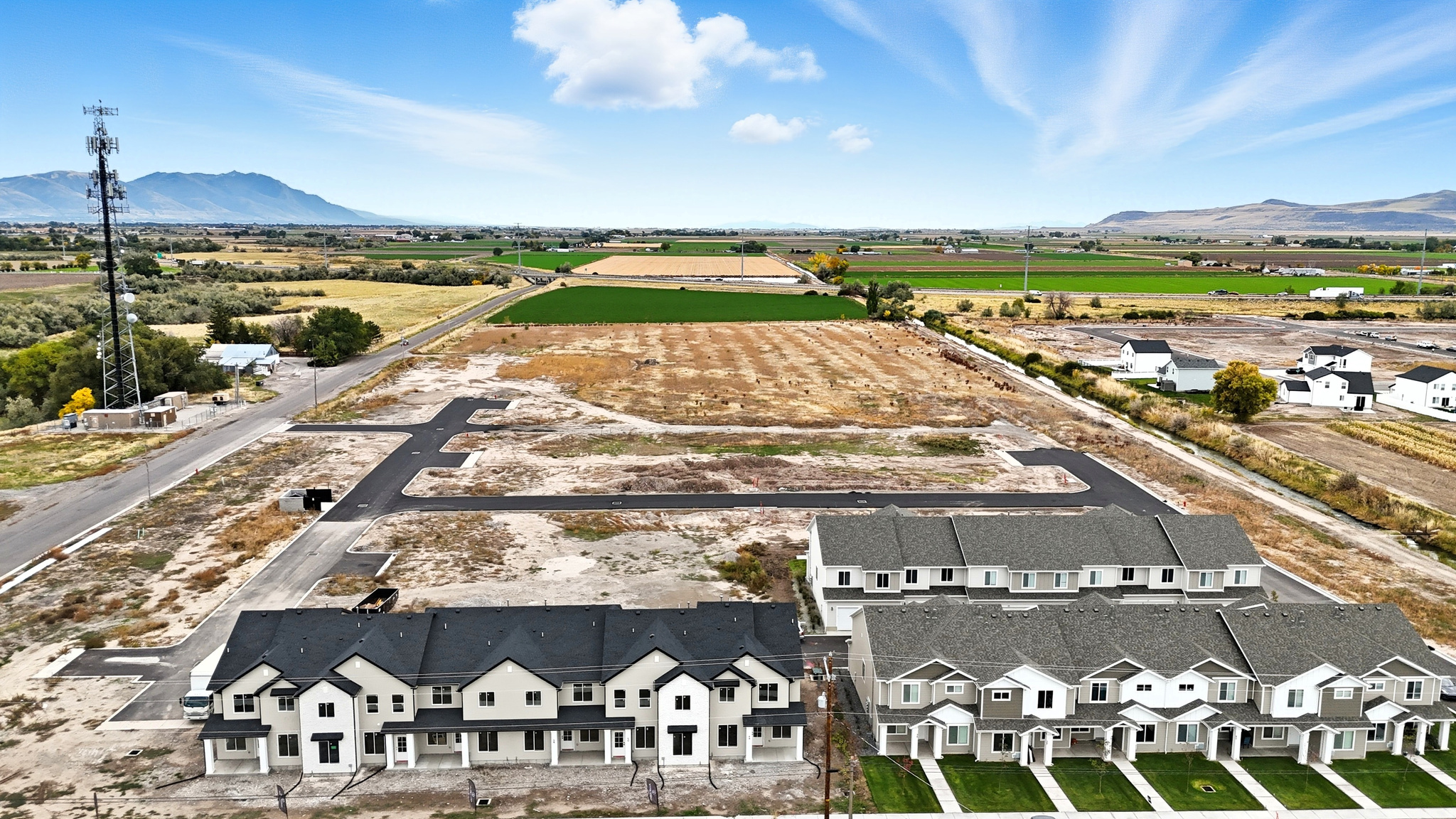 HARVEST VILLAGE - Residential