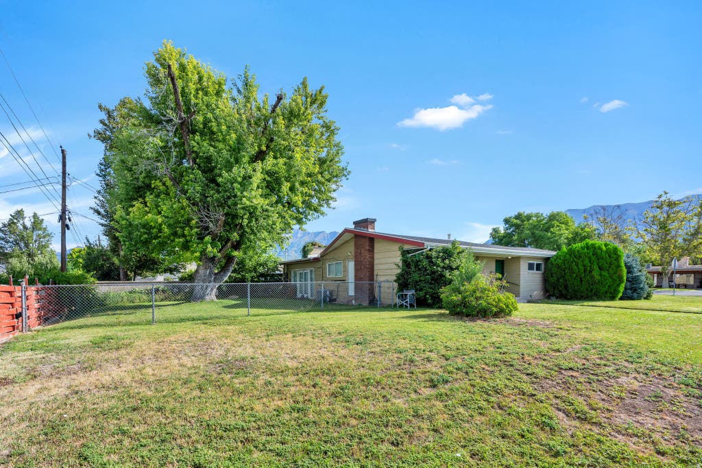 Photo of 160 W 1100 S, Orem, UT 84058 (MLS # 2180720)