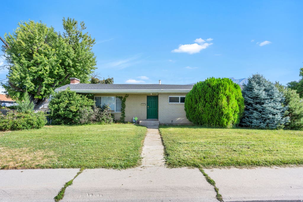 Photo of 160 W 1100 S, Orem, UT 84058 (MLS # 2180720)