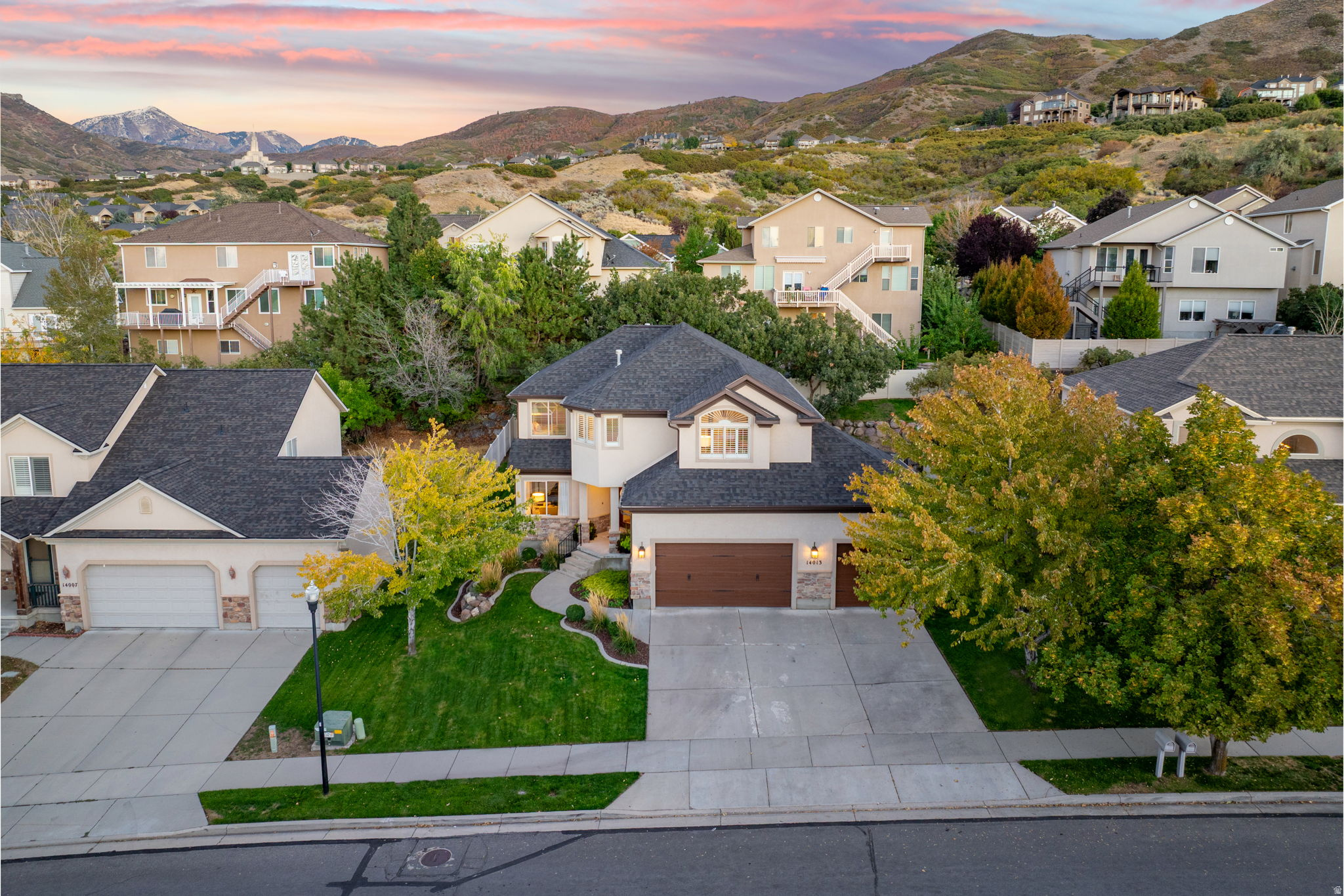 SOUTH MOUNTAIN - Residential