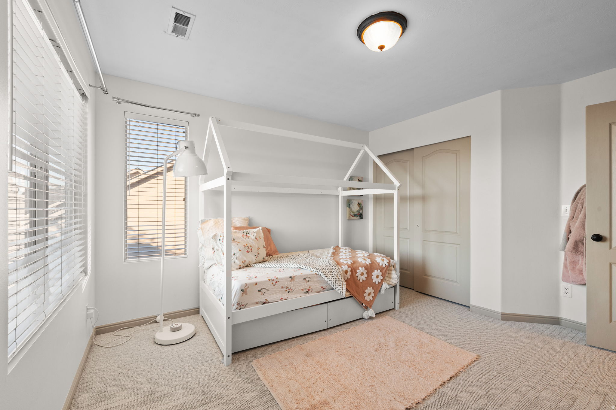 SOUTH MOUNTAIN - Residential