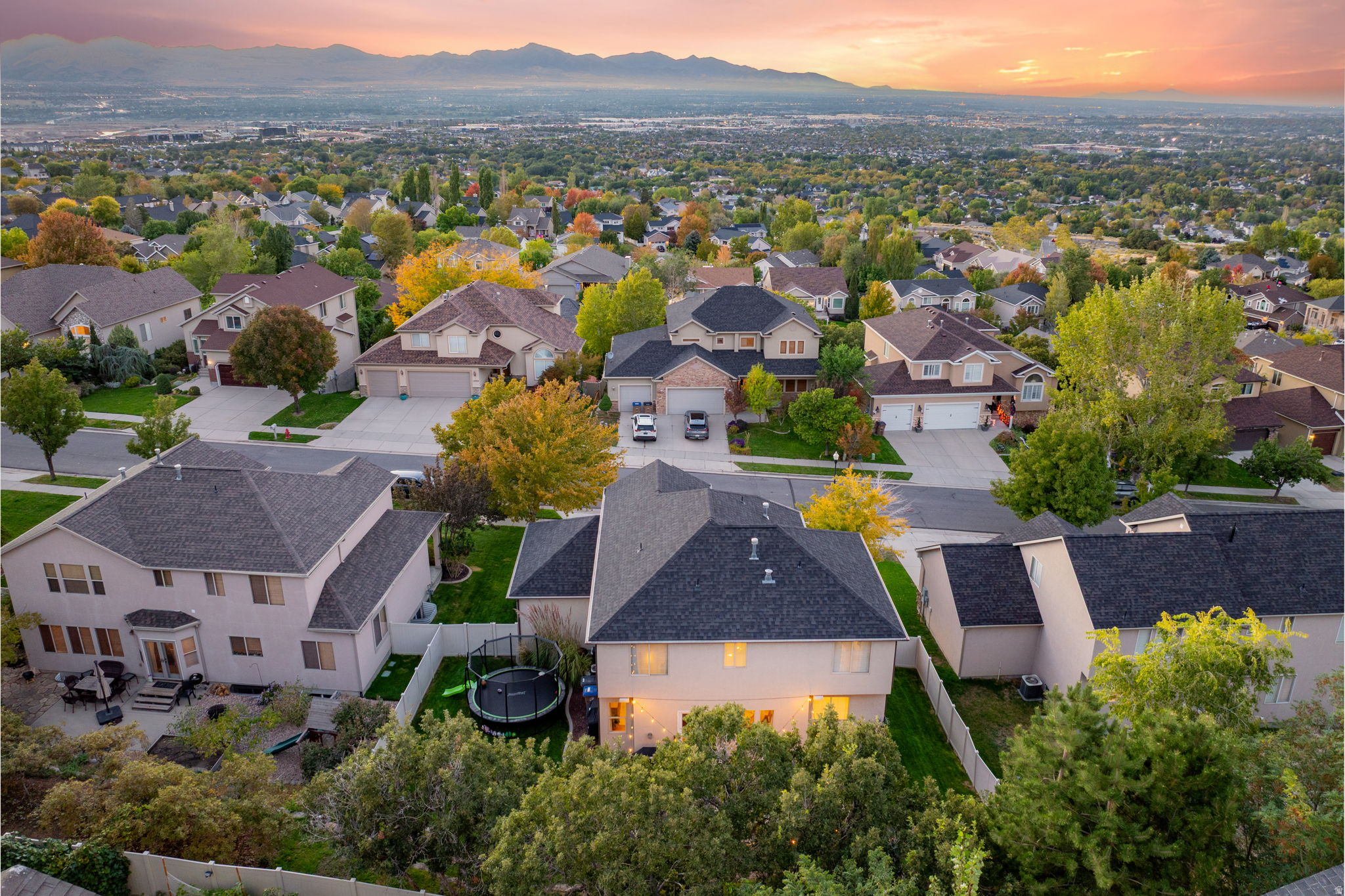 SOUTH MOUNTAIN - Residential