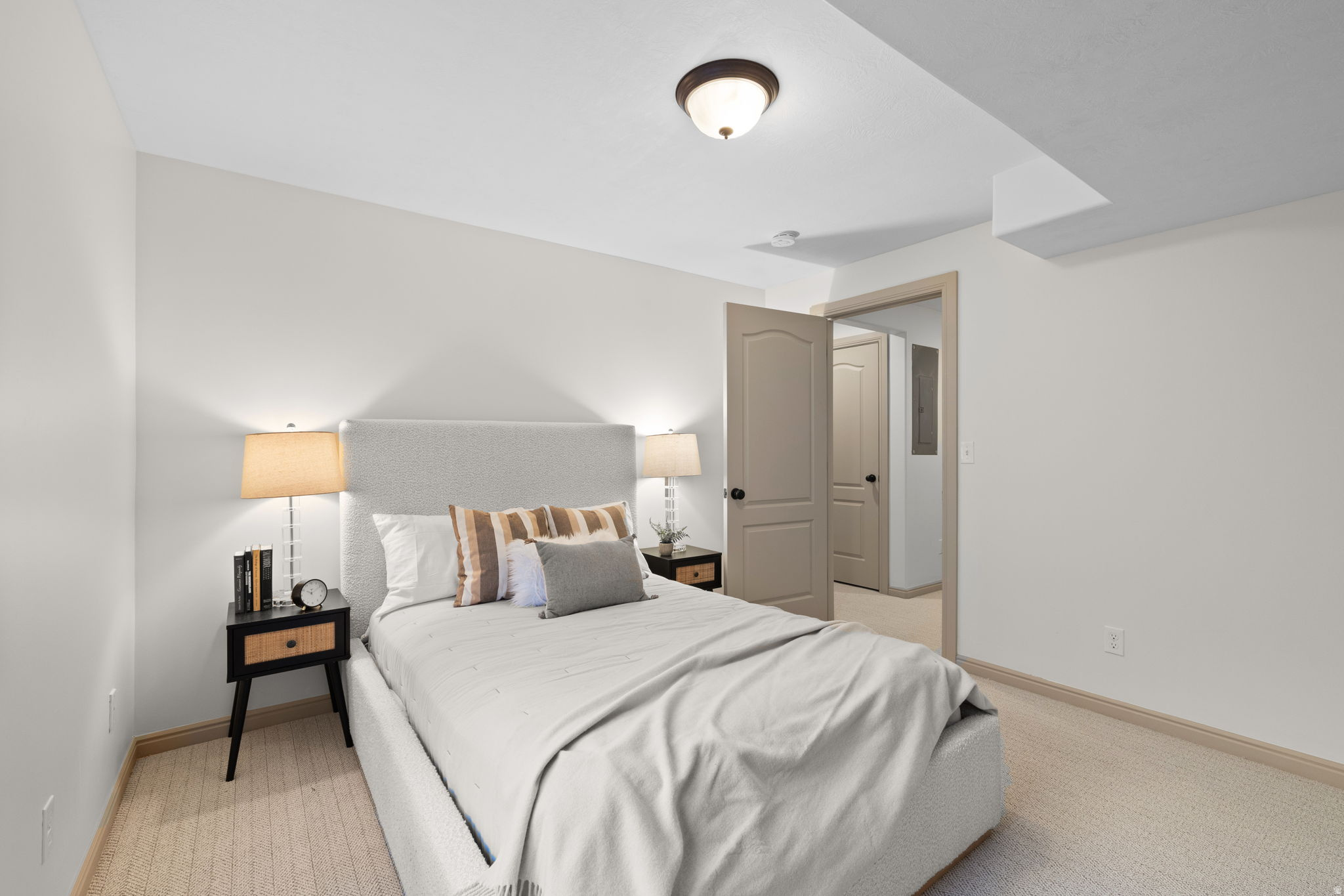 SOUTH MOUNTAIN - Residential