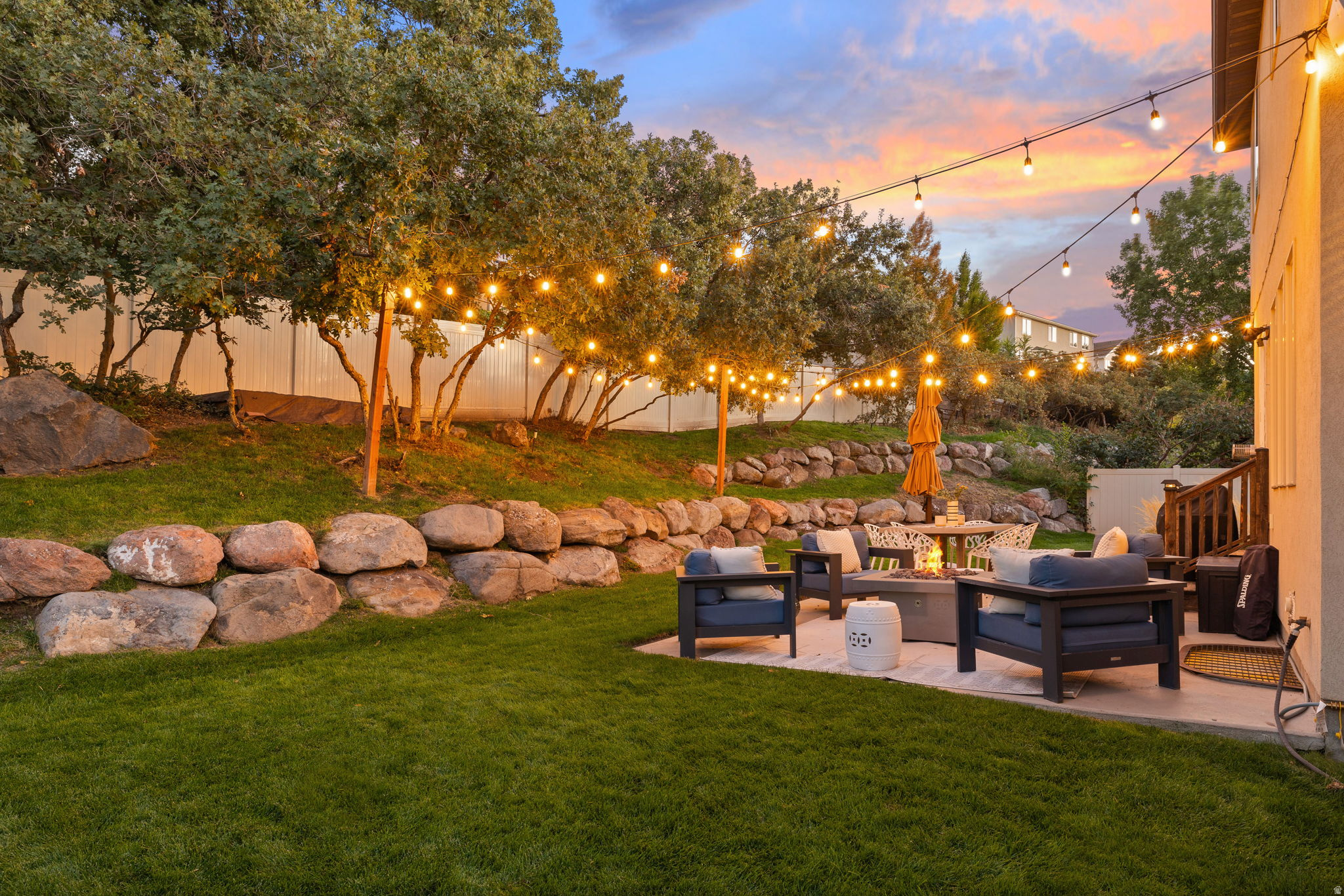 SOUTH MOUNTAIN - Residential