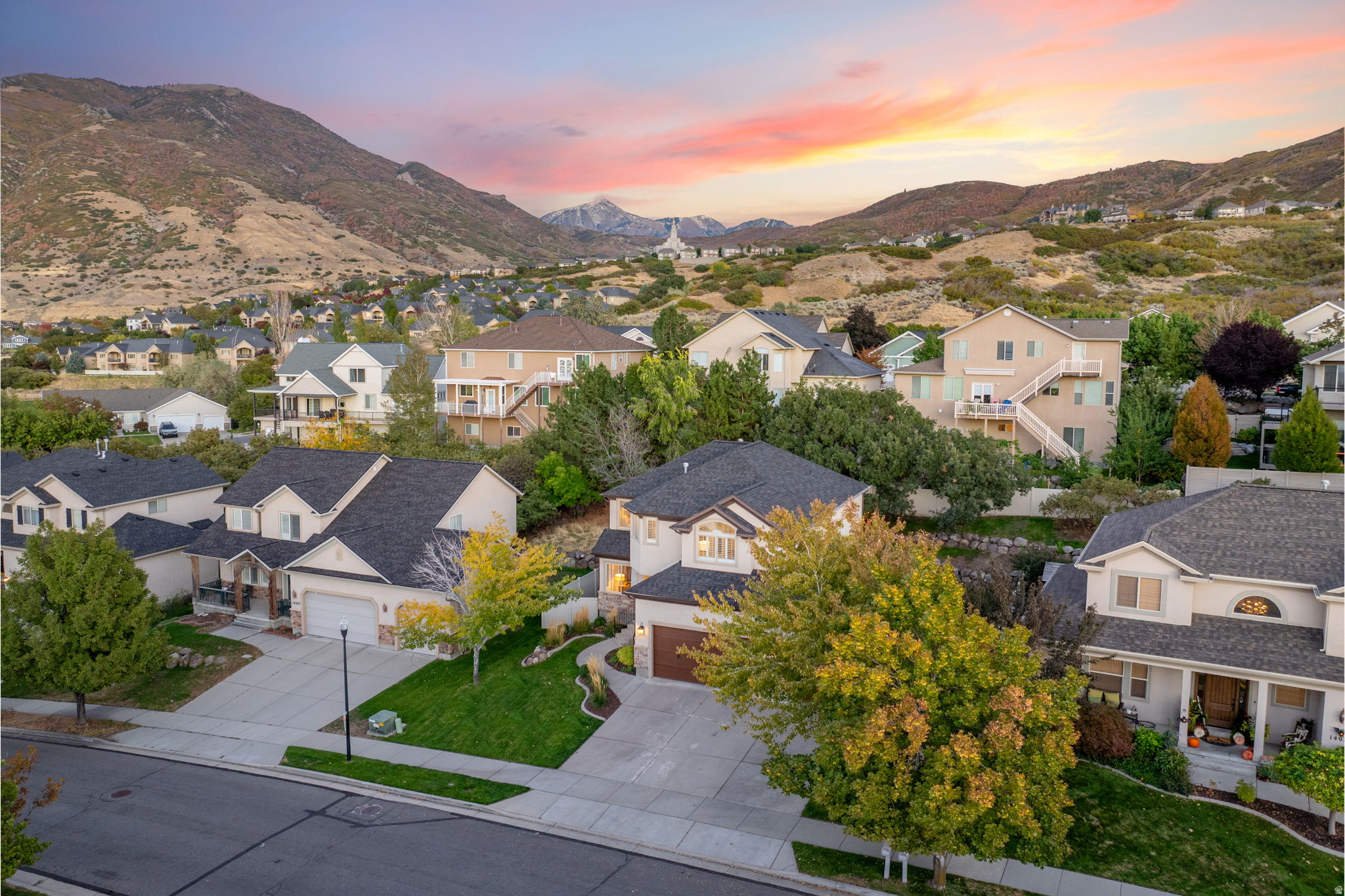 SOUTH MOUNTAIN - Residential