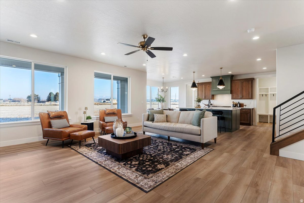 CRAYTHORN HOMESTEAD PHASE 6 - Residential