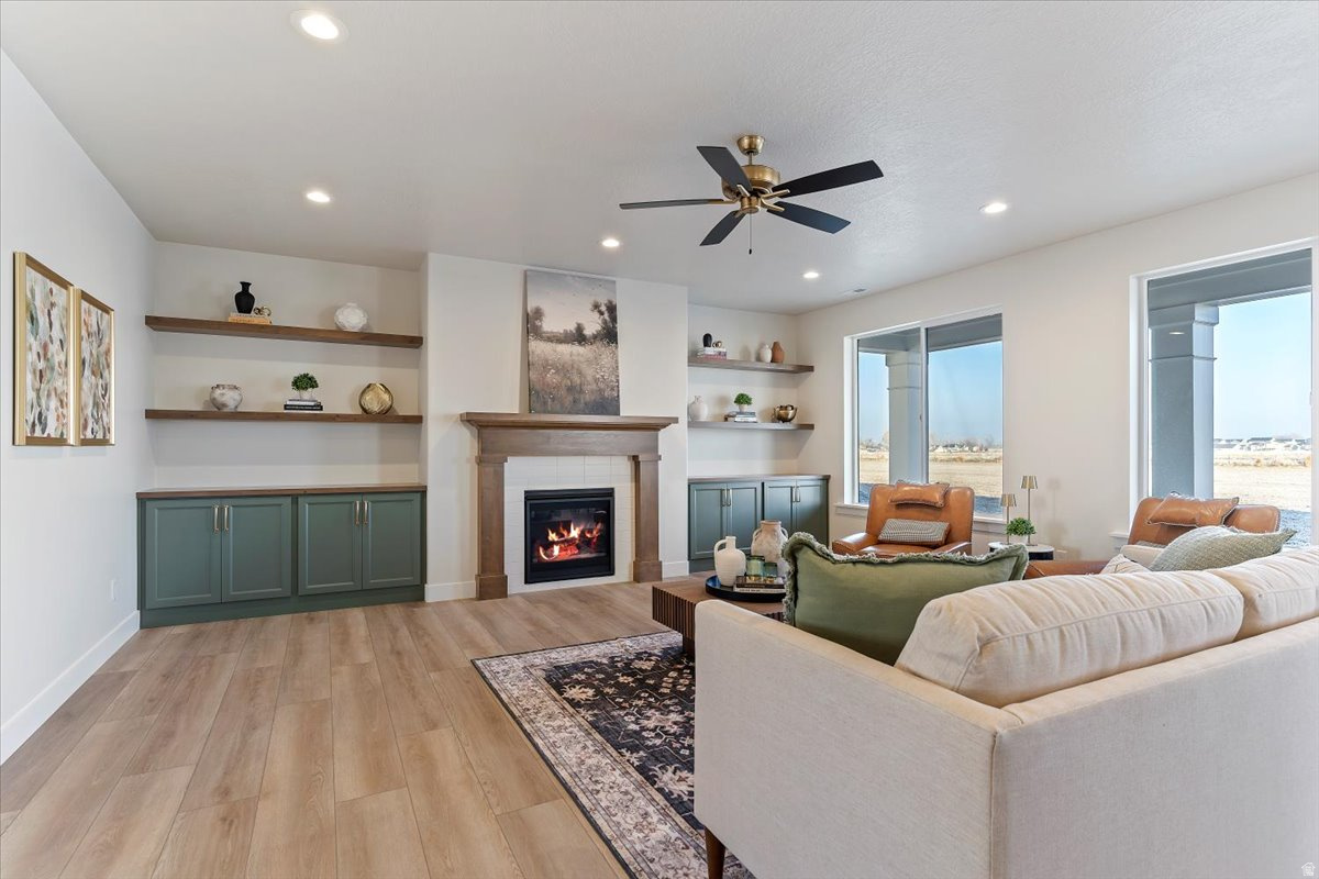 CRAYTHORN HOMESTEAD PHASE 6 - Residential