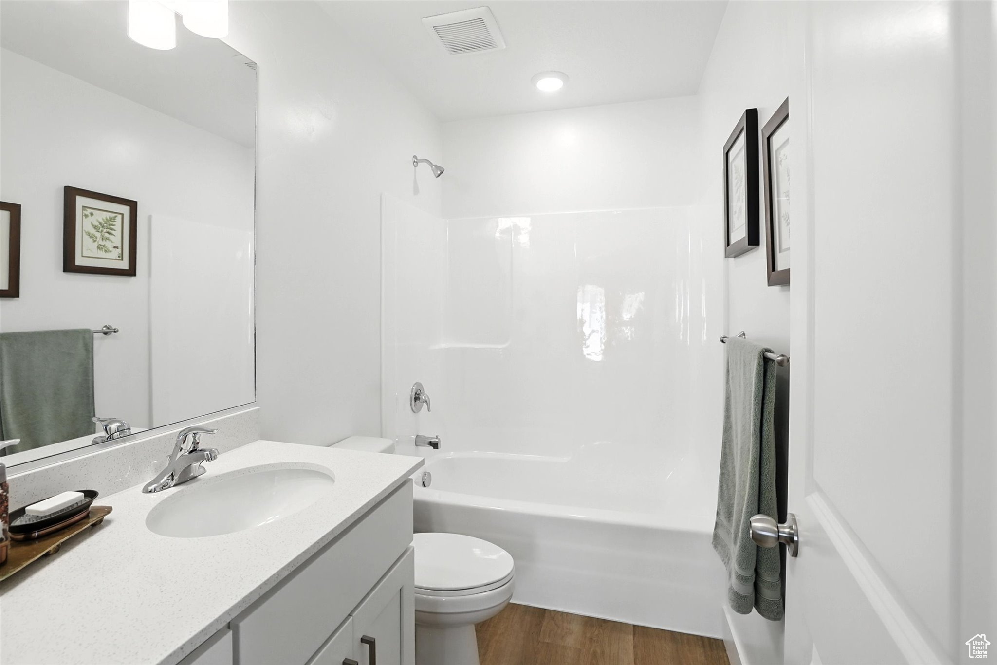 NORTH POINT - Residential