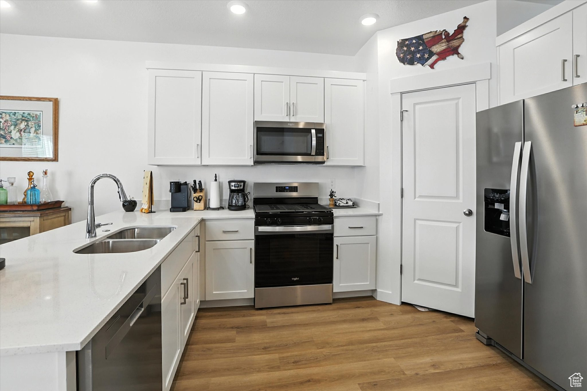 NORTH POINT - Residential