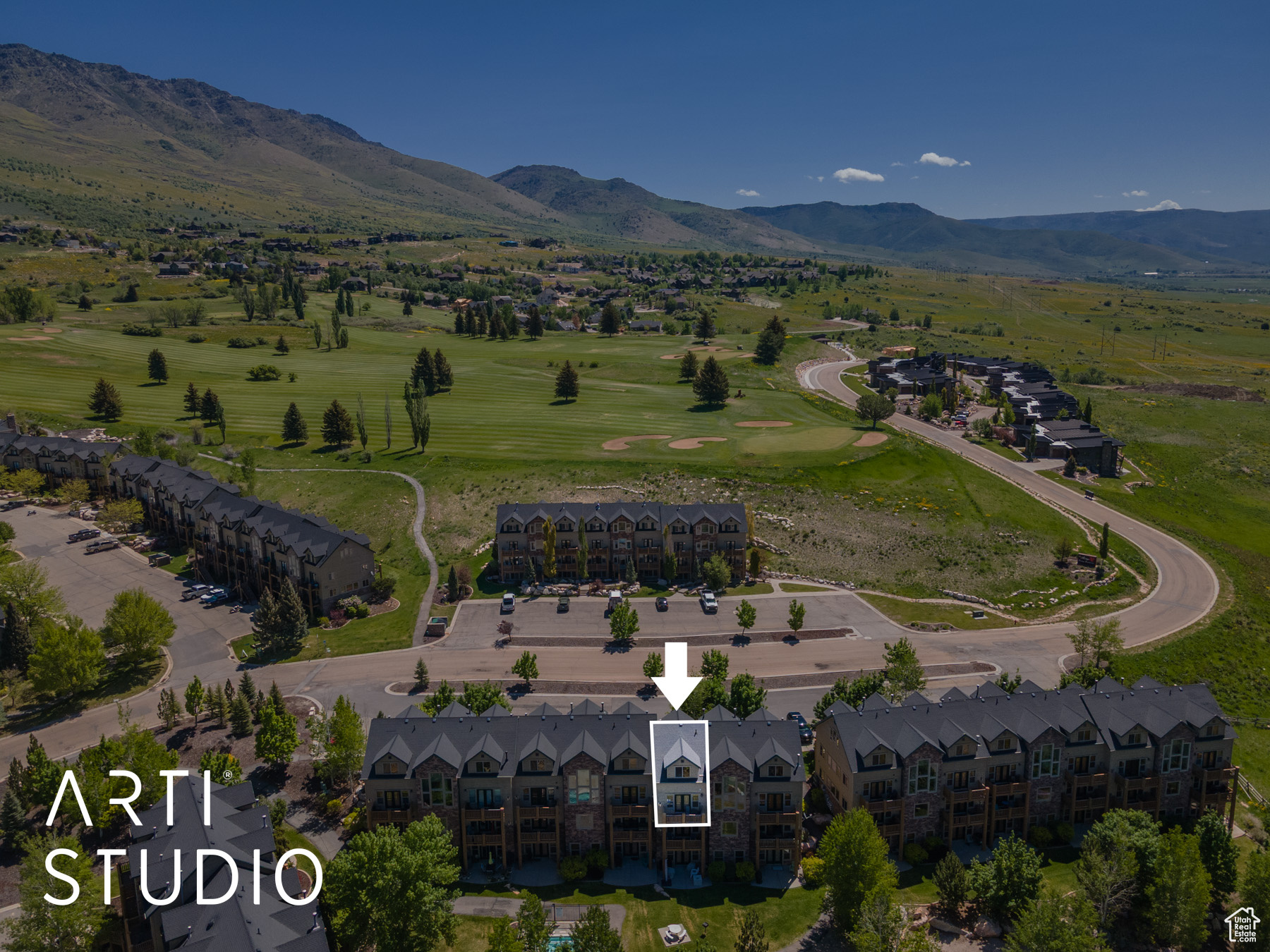 MOOSE HOLLOW - Residential